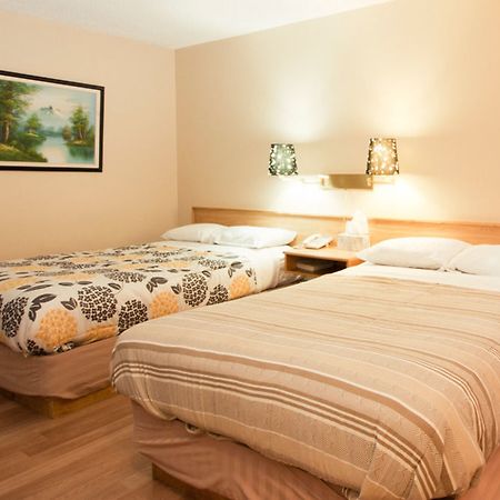 Horizon Motel Saint Albert Esterno foto